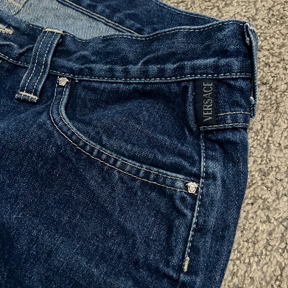 Vintage 90’s early 2000’s Versace jeans - Picture 10 of 13